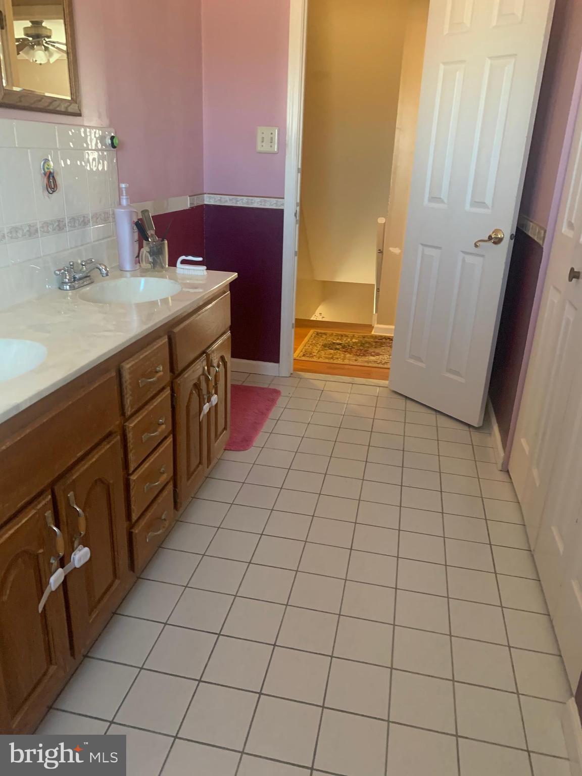 9223 Annapolis Road Philadelphia, PA 19114 - Photo 14 of 26 Gallery Image 14