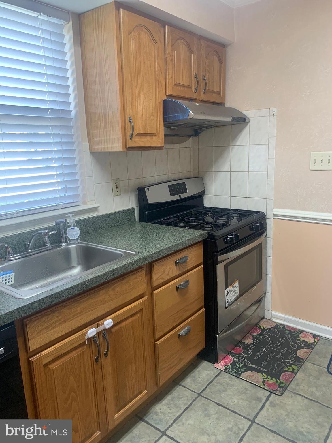 9223 Annapolis Road Philadelphia, PA 19114 - Photo 5 of 26 Gallery Image 5