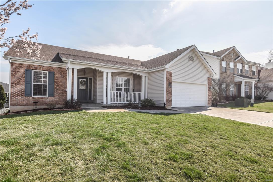 1218 Raintree Pass O'Fallon, MO 63366 - Photo 2 of 34