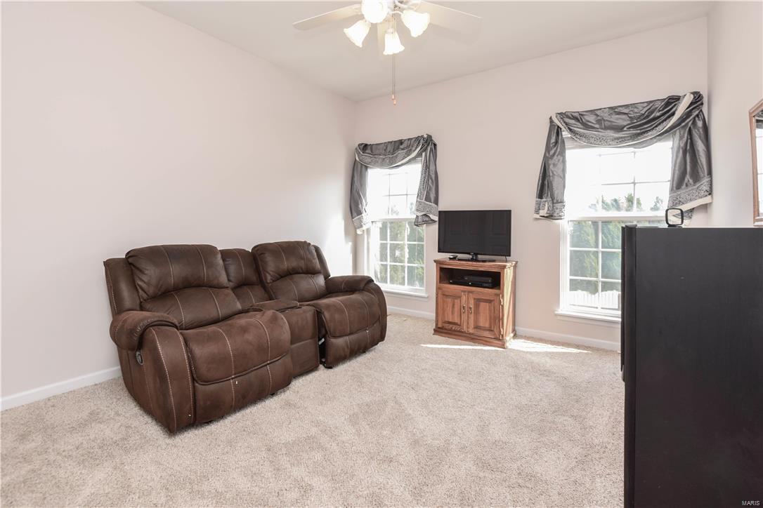 1218 Raintree Pass O'Fallon, MO 63366 - Photo 21 of 34
