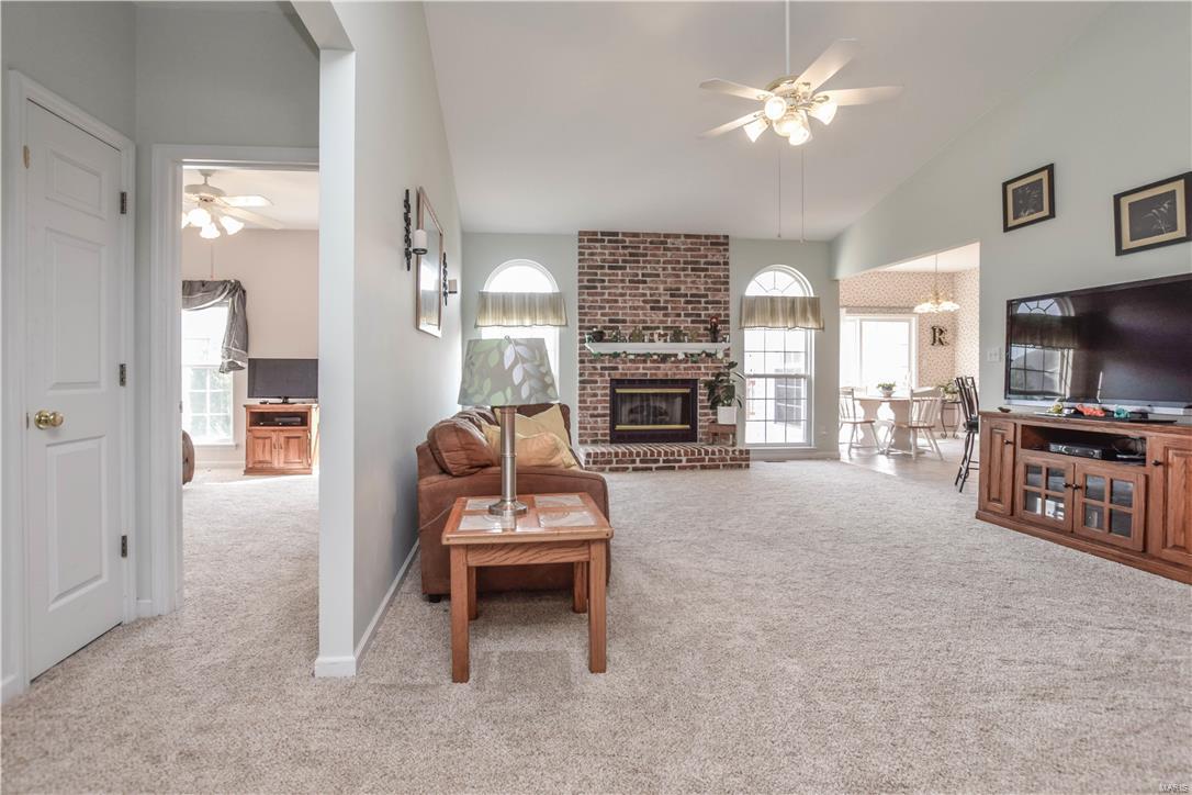 1218 Raintree Pass O'Fallon, MO 63366 - Photo 7 of 34