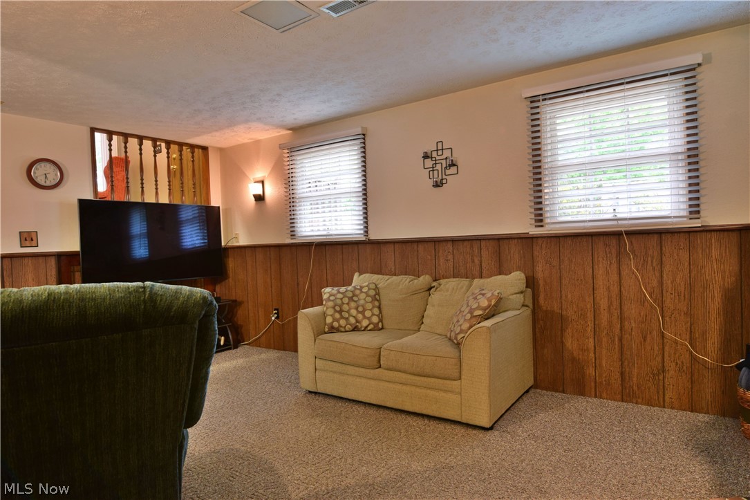 7712 Raglan Drive Northeast Warren, OH 44484 - Photo 26 of 35 Gallery Image 26