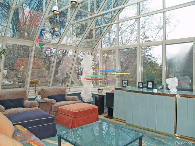 305 Lincoln Road Grosse Pointe, MI 48230 - Photo 16 of 20 Solarium