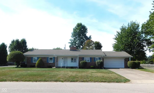 $299,000 | 1003 North East Street, Greensburg, IN 47240
