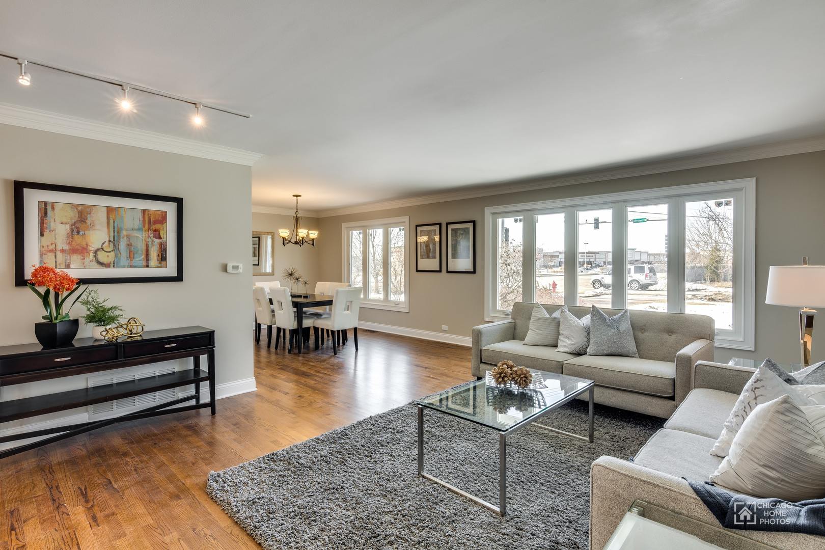 131 Chestnut Road Northbrook, IL 60062 - Photo 2 of 26 a living room with furniture and a large window