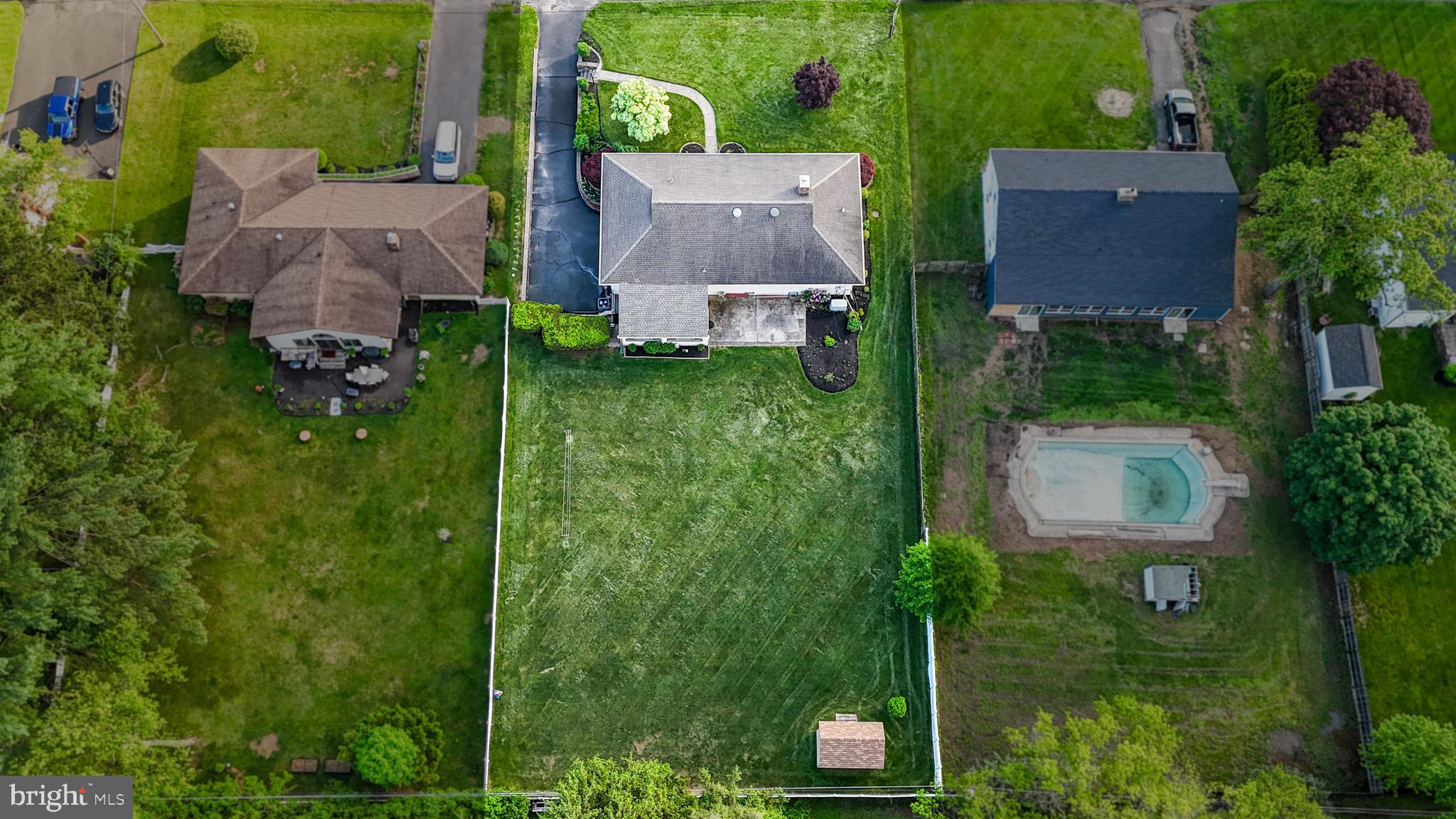 135 Holly Road Southampton, PA 18966 - Photo 8 of 52 an aerial view of multiple house