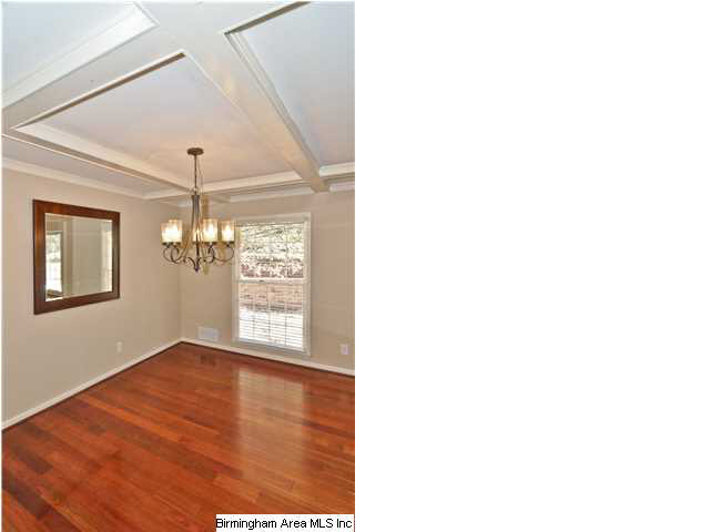 4800 Altamont Road South Birmingham, AL 35222 - Photo 6 of 32