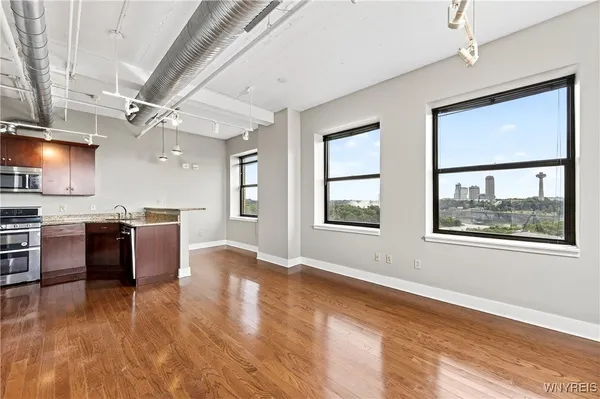 $270,000 | Undisclosed Address, Niagara Falls, NY 14303