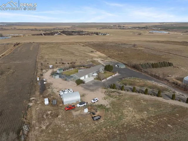 a black and white photo of a painting