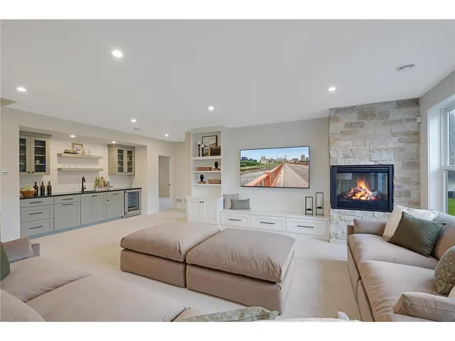 $4,275,000 | 3725 Watertown Road, Orono, MN 55359