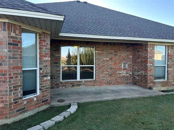 $2,500 | 12621 Lillybrook Lane, Fort Worth, TX 76244