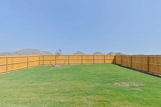 a view of a house with swimming pool