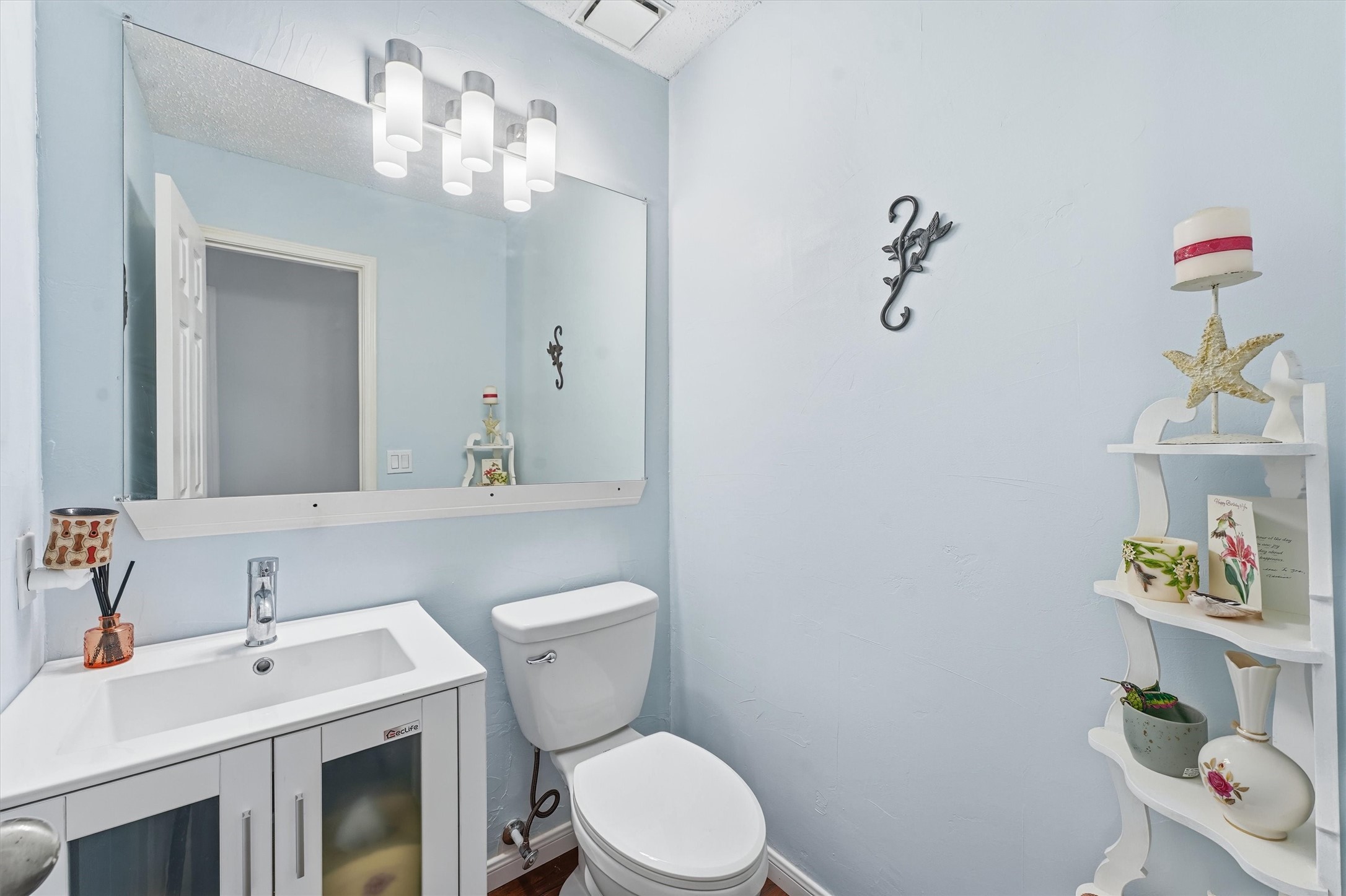42 Fire Flicker Place Spring, TX 77381 - Photo 16 of 39 Gallery Image 16