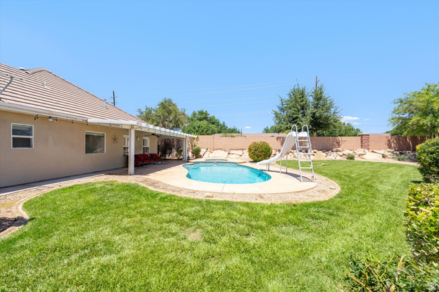 621 East 940 South St. George, UT 84790 - Photo 1 of 55 Pool