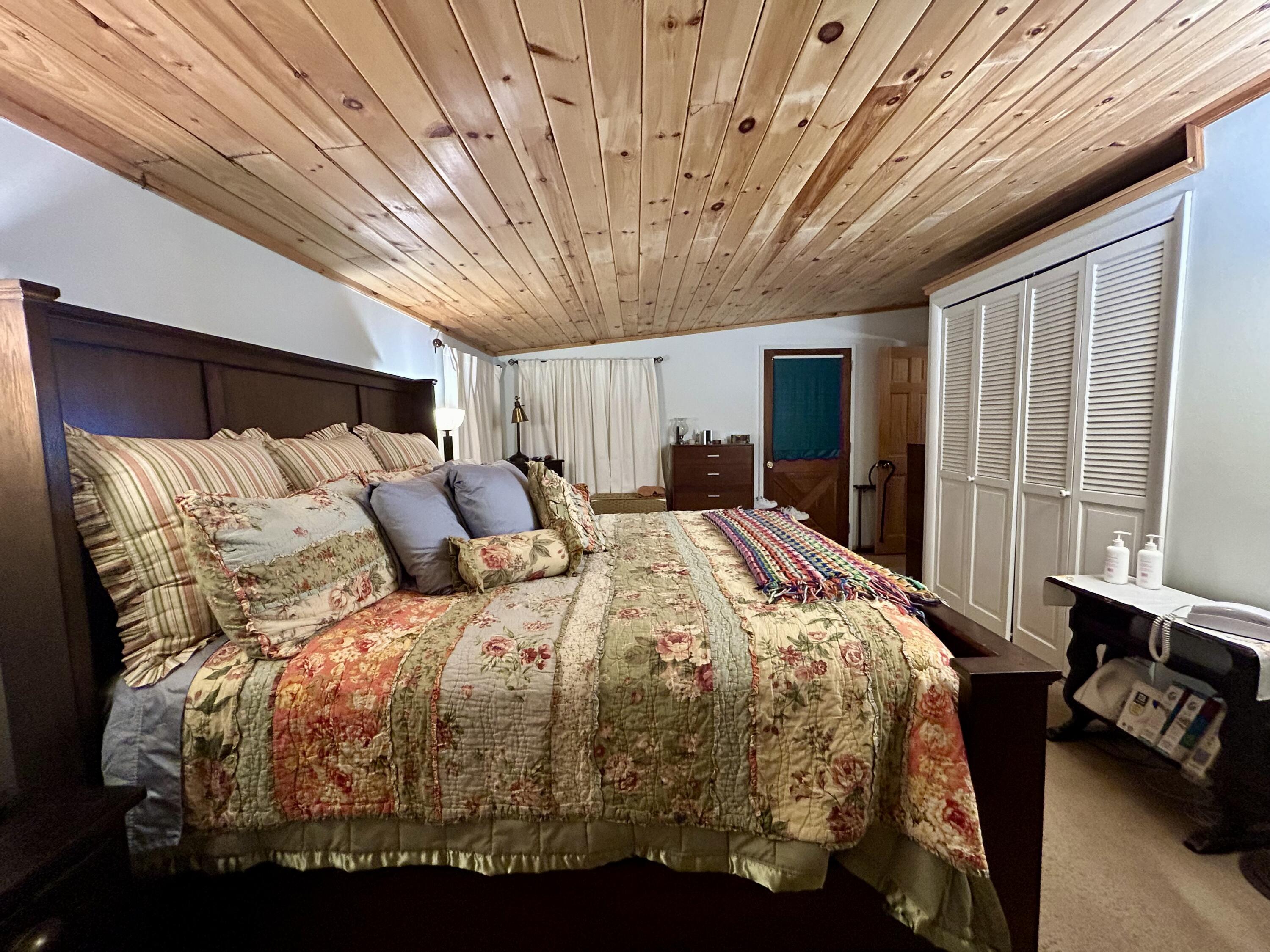 311 Cumberland Head Road Plattsburgh, NY 12901 - Photo 22 of 37 Gallery Image 22