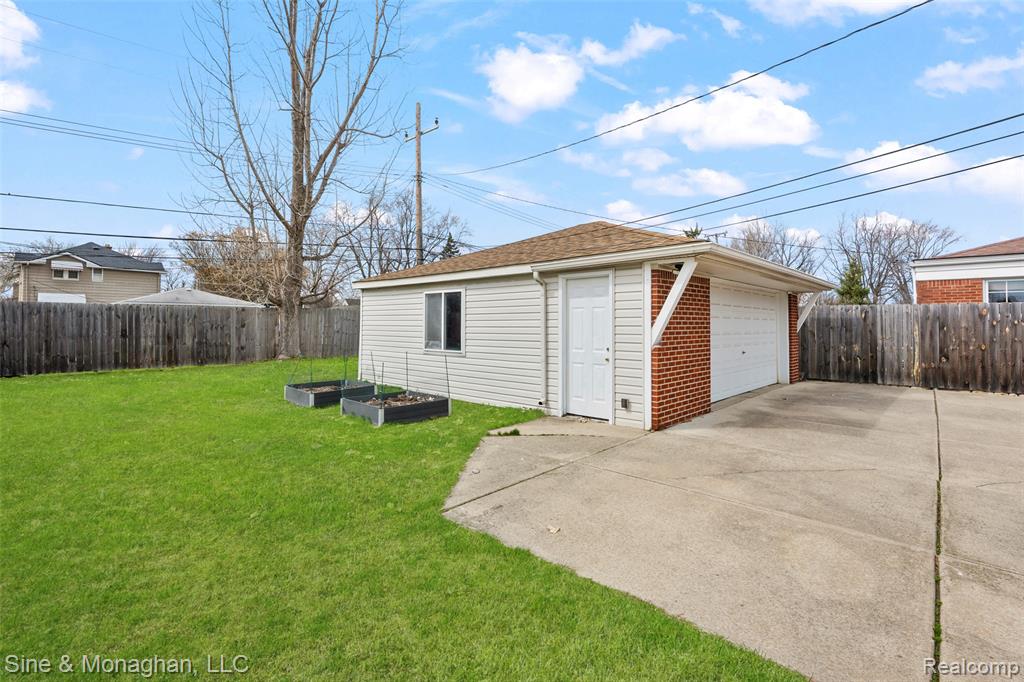 3903 Mark Orr Road Royal Oak, MI 48073 - Photo 31 of 37 Gallery Image 31