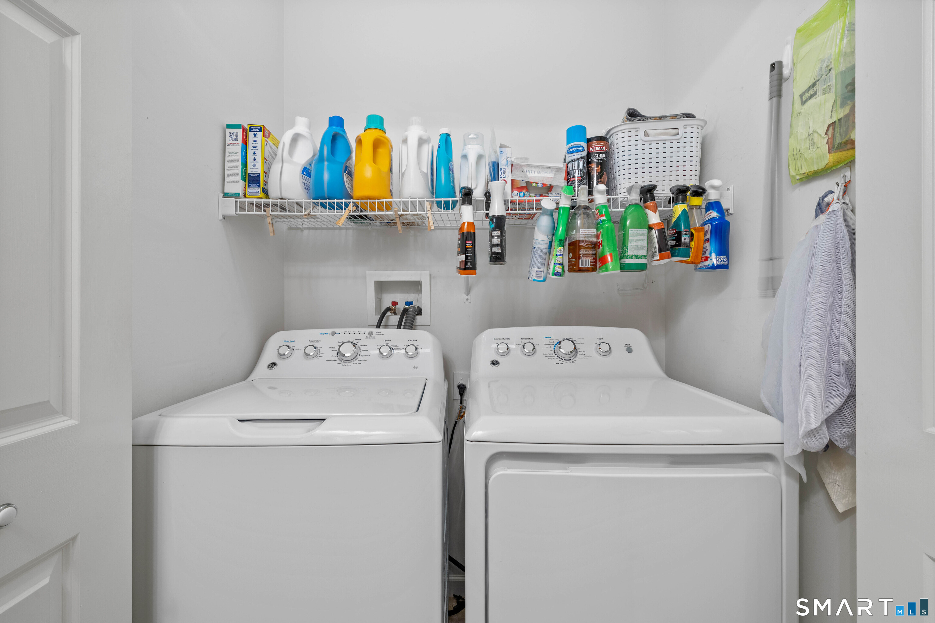24 Phillips Farm Road, Unit 24 East Hartford, CT 06118 - Photo 22 of 34 a utility room with dryer and washer