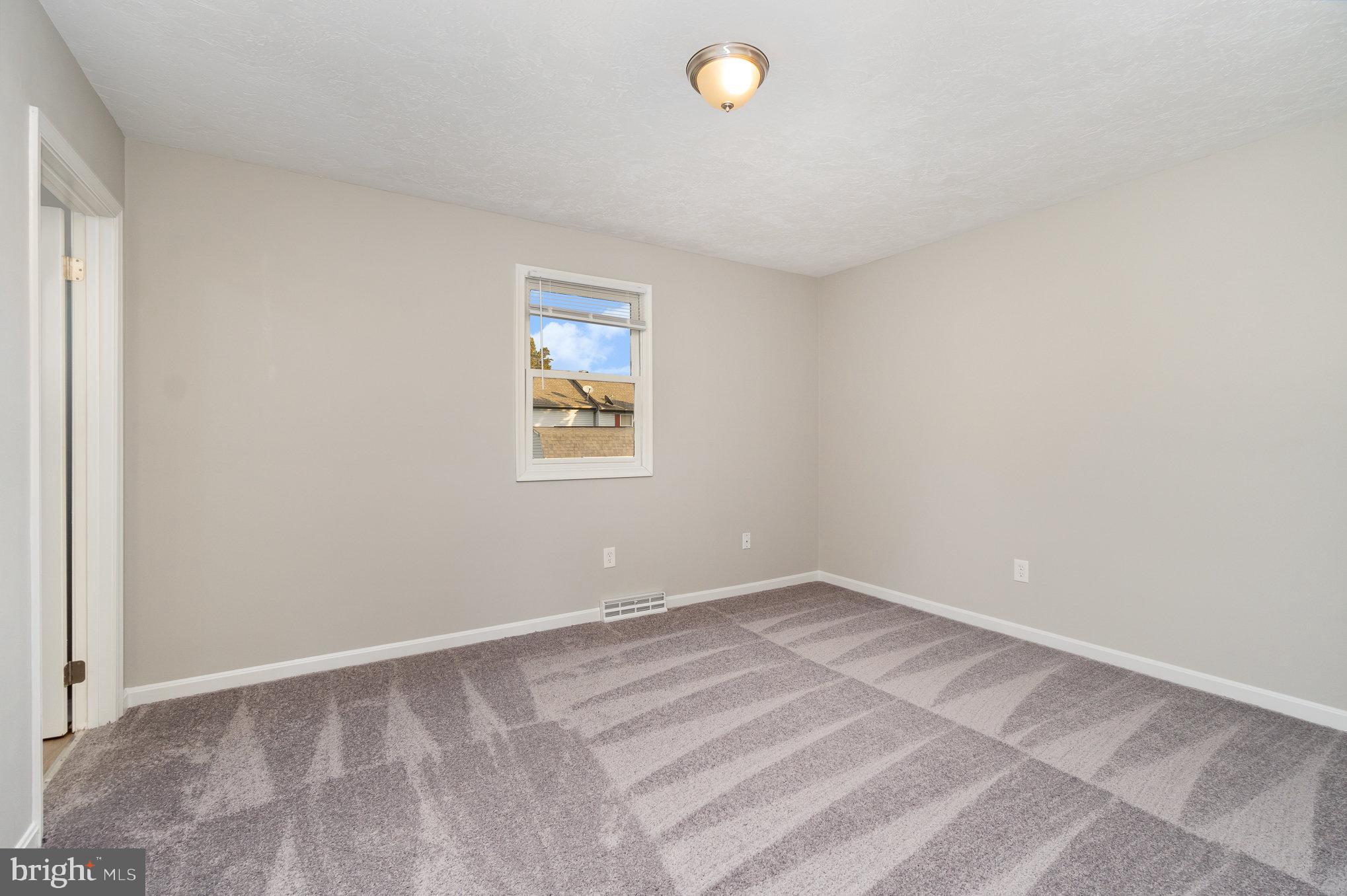 578 Spring Avenue Hanover, PA 17331 - Photo 11 of 27