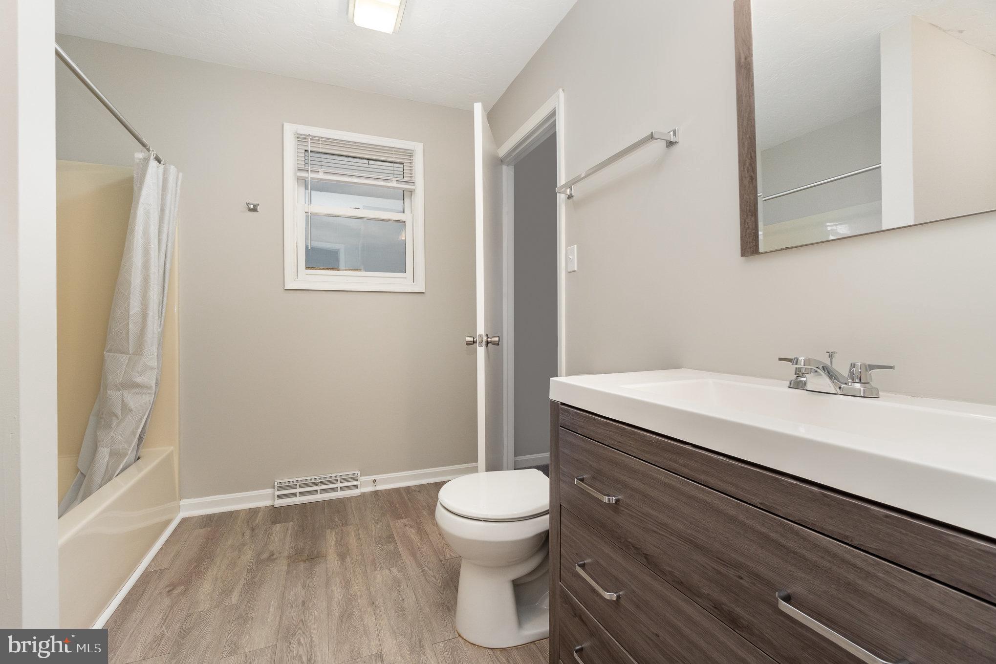 578 Spring Avenue Hanover, PA 17331 - Photo 13 of 27