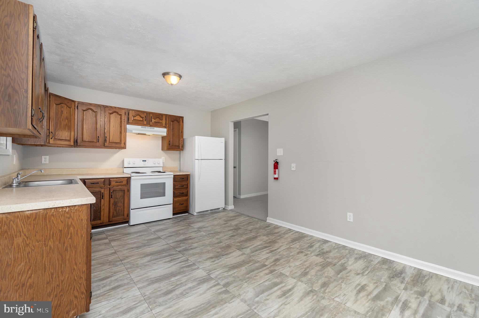 578 Spring Avenue Hanover, PA 17331 - Photo 9 of 27