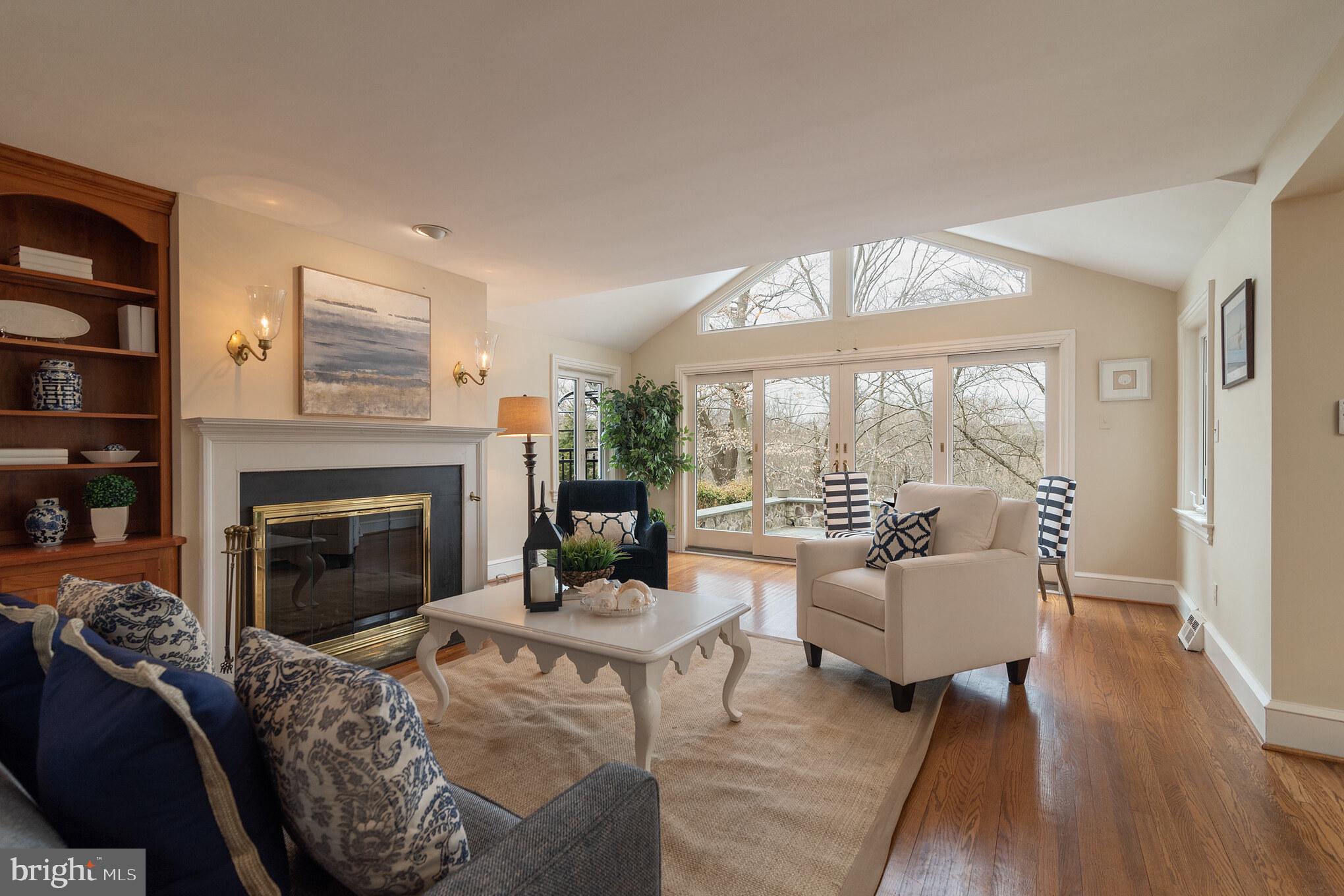 19 Dunminning Road Newtown Square, PA 19073 - Photo 4 of 29