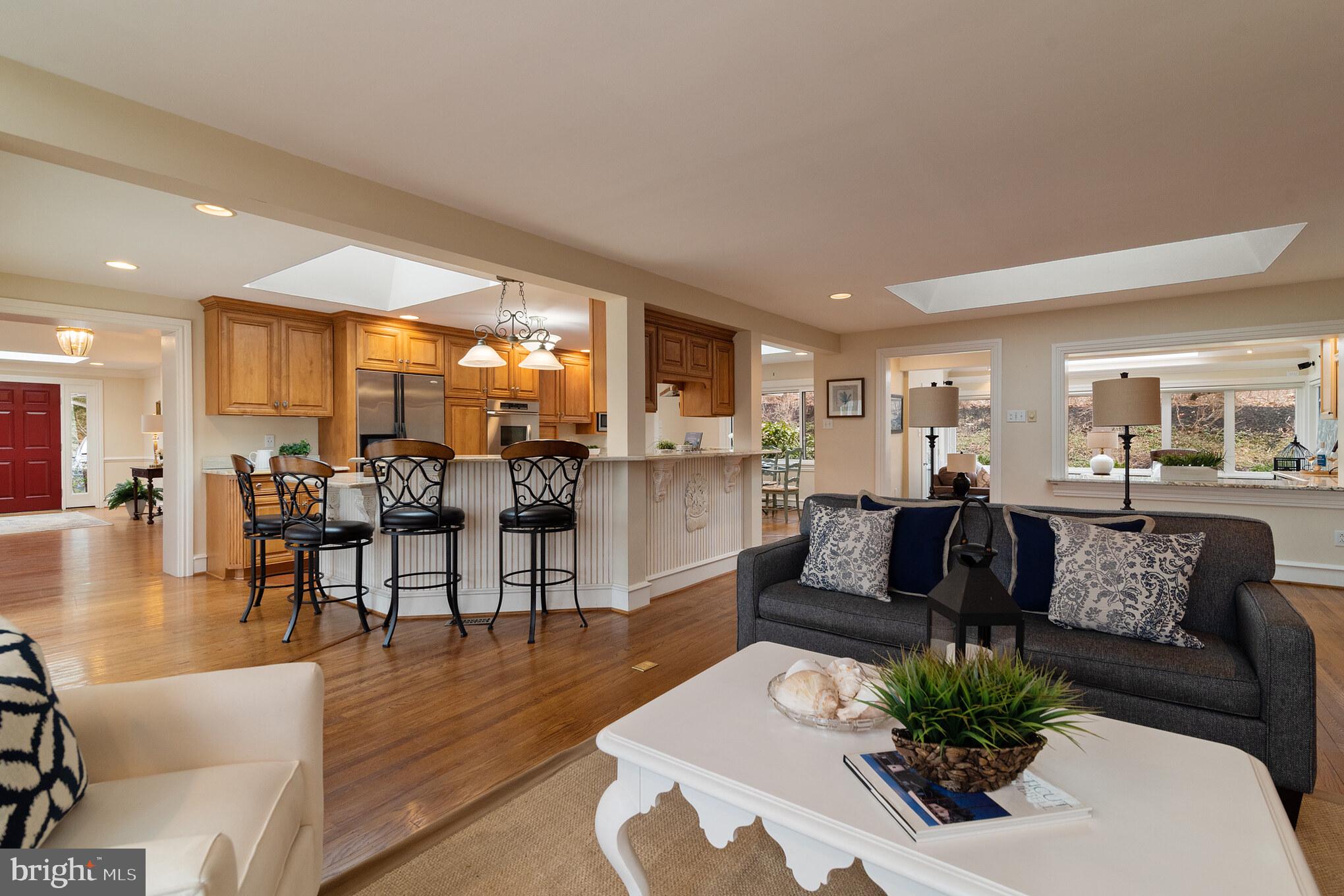 19 Dunminning Road Newtown Square, PA 19073 - Photo 5 of 29