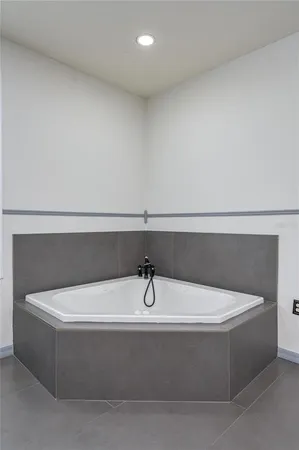 $3,800 | 1968 Fruitridge Street, Brandon, FL 33510