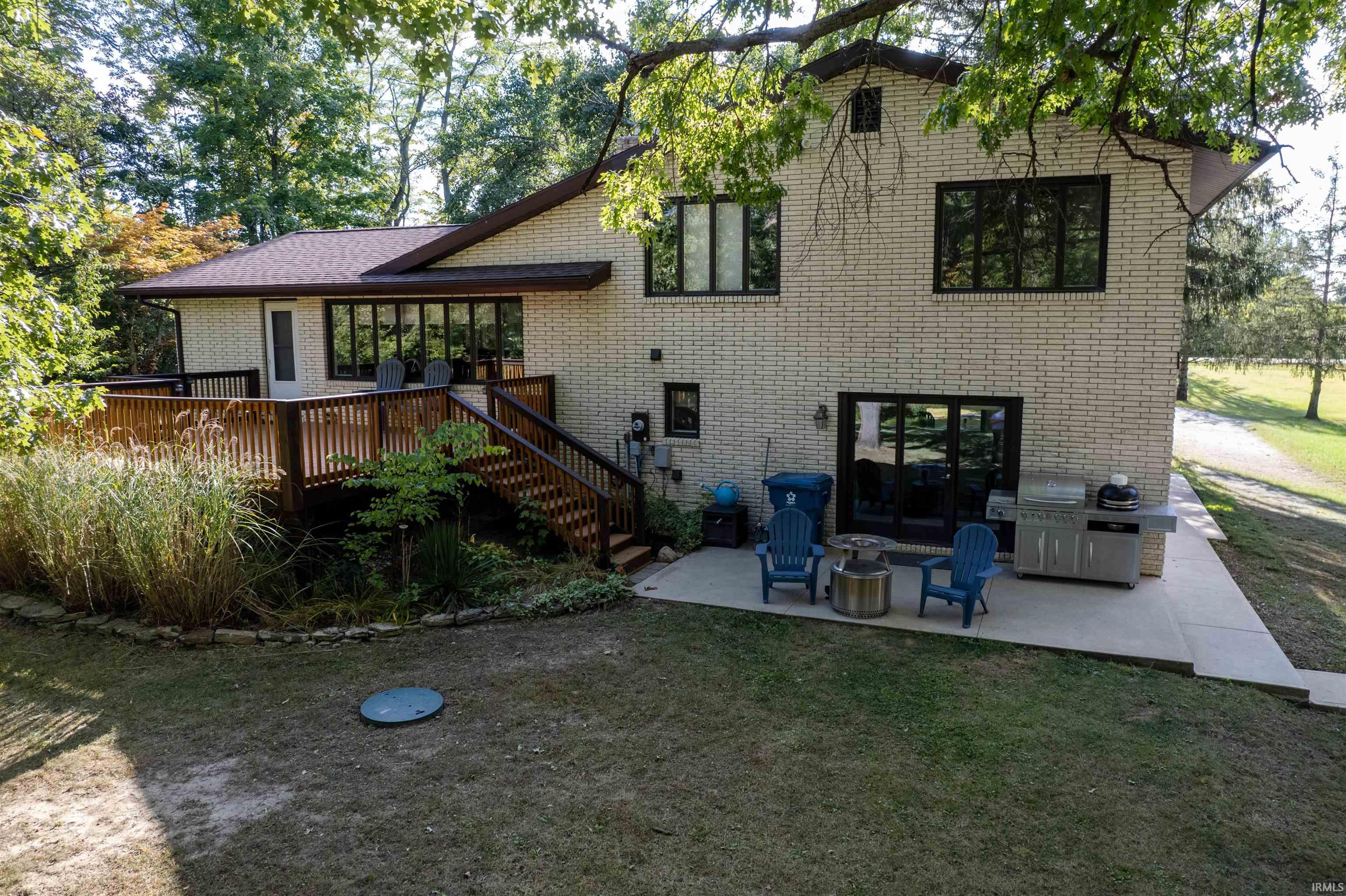 3320 North Lagro Road Marion, IN 46952 - Photo 3 of 36