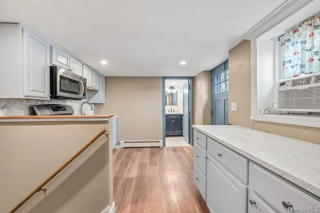 $799,000 | 185 Throop Street, West Babylon, NY 11704