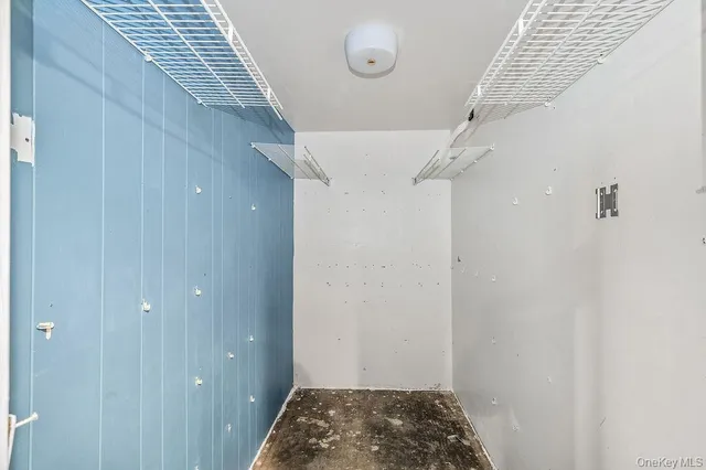 $799,000 | 185 Throop Street, West Babylon, NY 11704