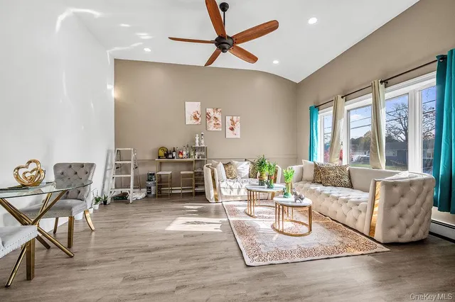 $799,000 | 185 Throop Street, West Babylon, NY 11704