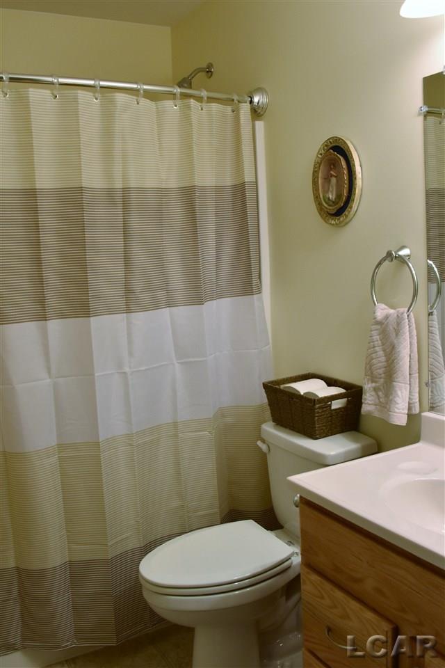 576 Ridge Lane Tecumseh, MI 49286 - Photo 7 of 14 31367855-6.JPG