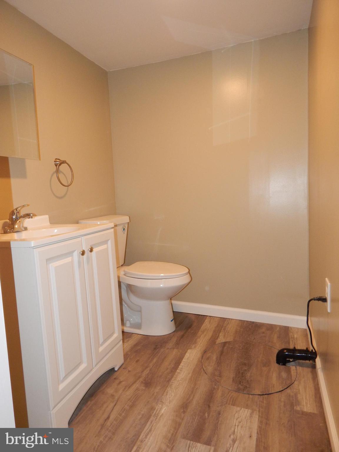 5647 Arnhem Road Baltimore, MD 21206 - Photo 15 of 30 Gallery Image 15