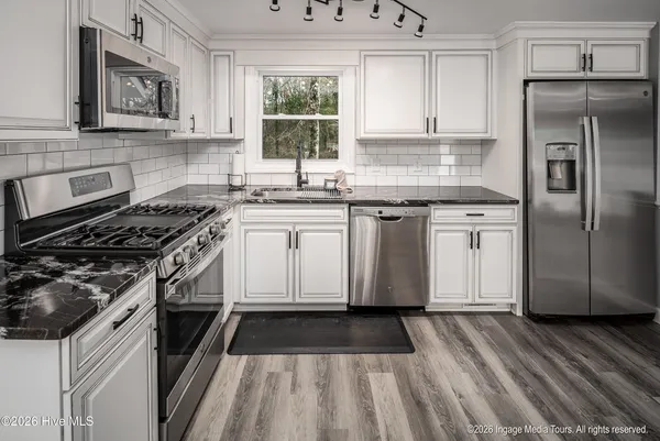 $440,000 | 114 Country Place, Washington, NC 27889