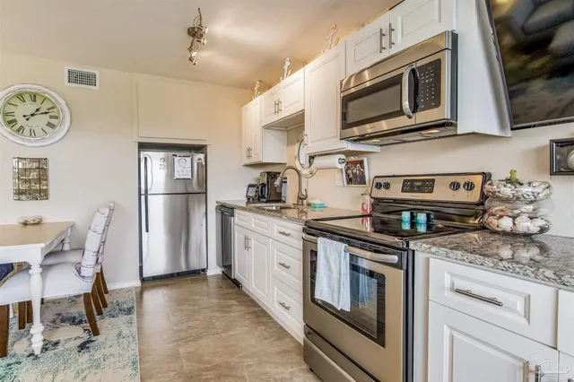 $270,030 | 683 Nautilus Court, Unit 211, Fort Walton Beach, FL 32548