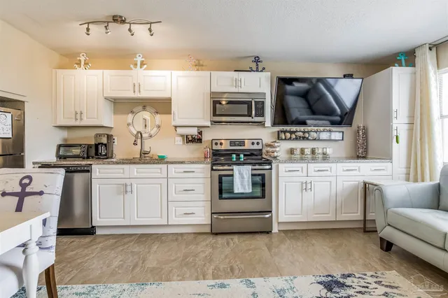 $270,030 | 683 Nautilus Court, Unit 211, Fort Walton Beach, FL 32548