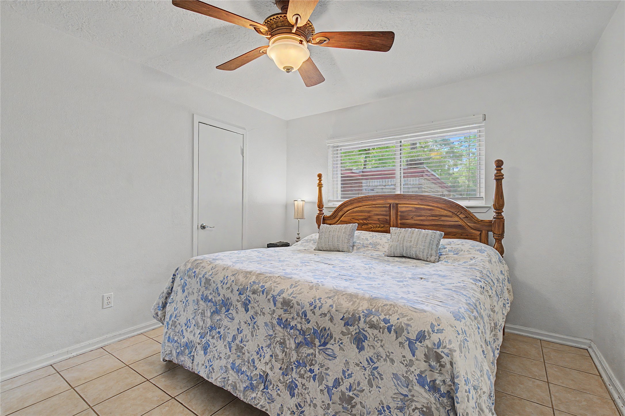 3774 Spring Drive Huntsville, TX 77340 - Photo 17 of 39 Gallery Image 17