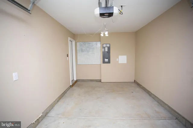 $2,995 | 239 Macoun Way, Glassboro, NJ 08028