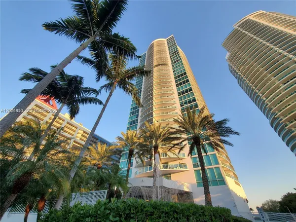 a view of a tall building