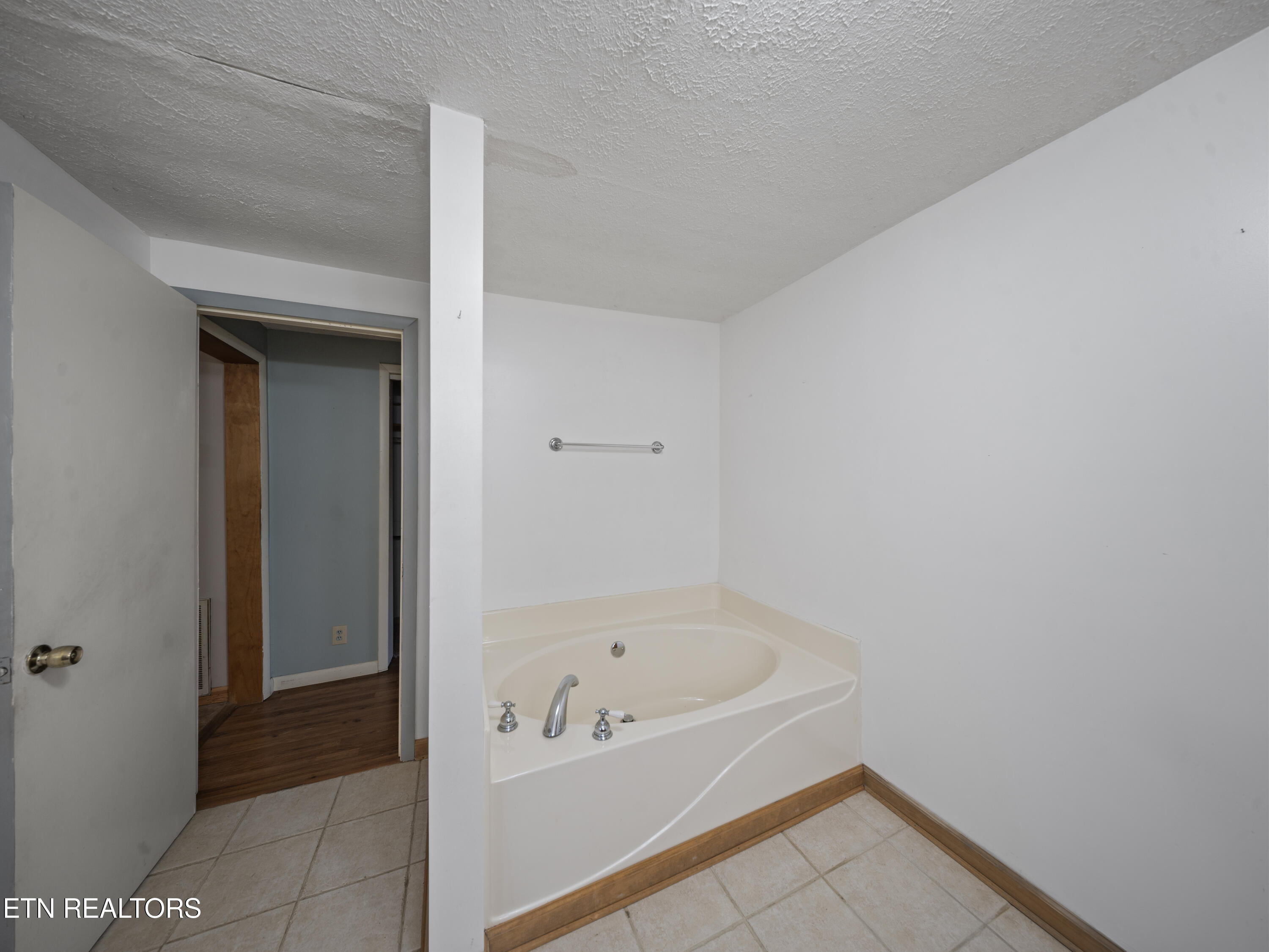 196 Ellis Road Kingston, TN 37763 - Photo 22 of 54 Ellis Rd_0021