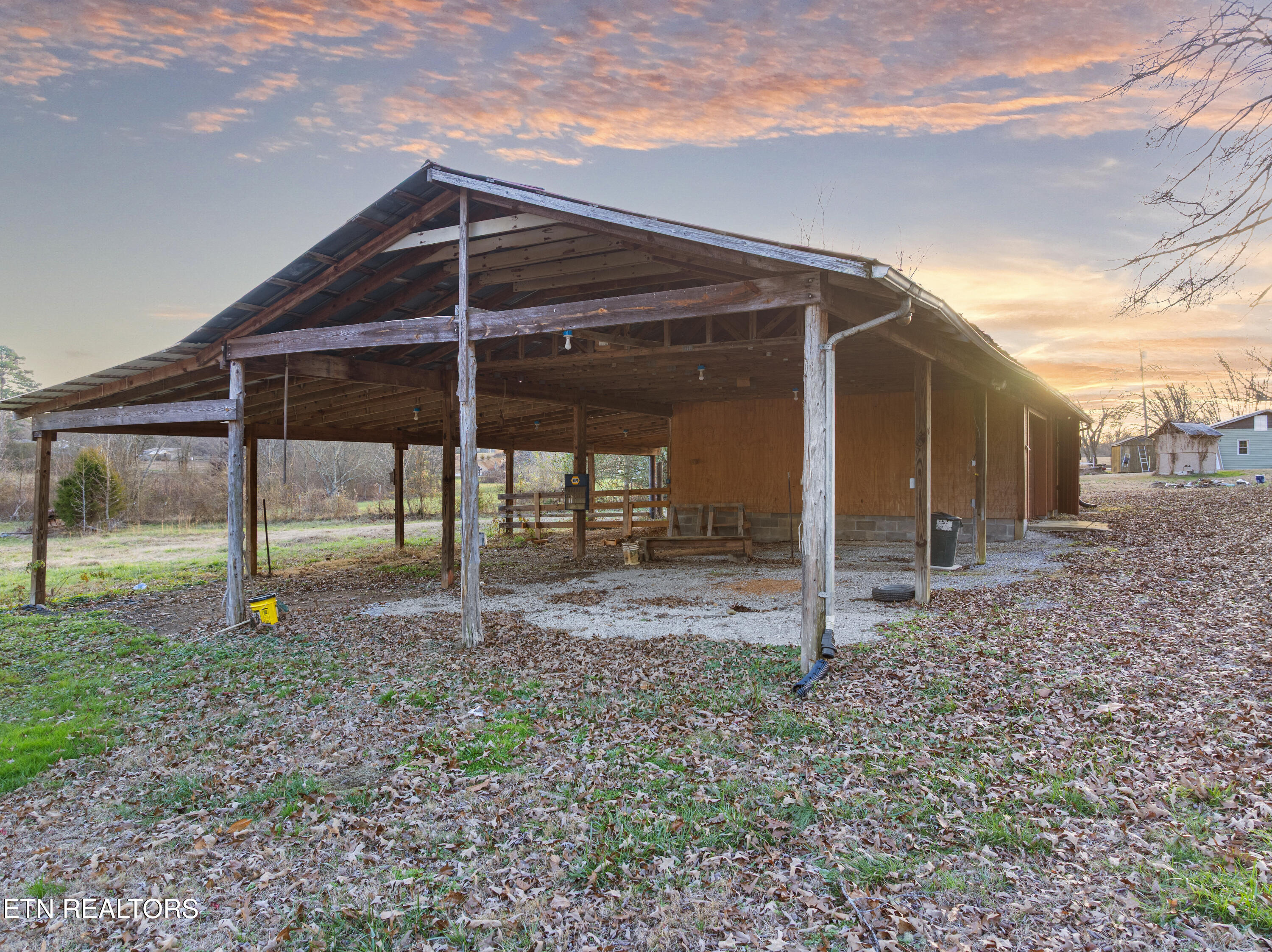 196 Ellis Road Kingston, TN 37763 - Photo 32 of 54 Ellis Rd_0030