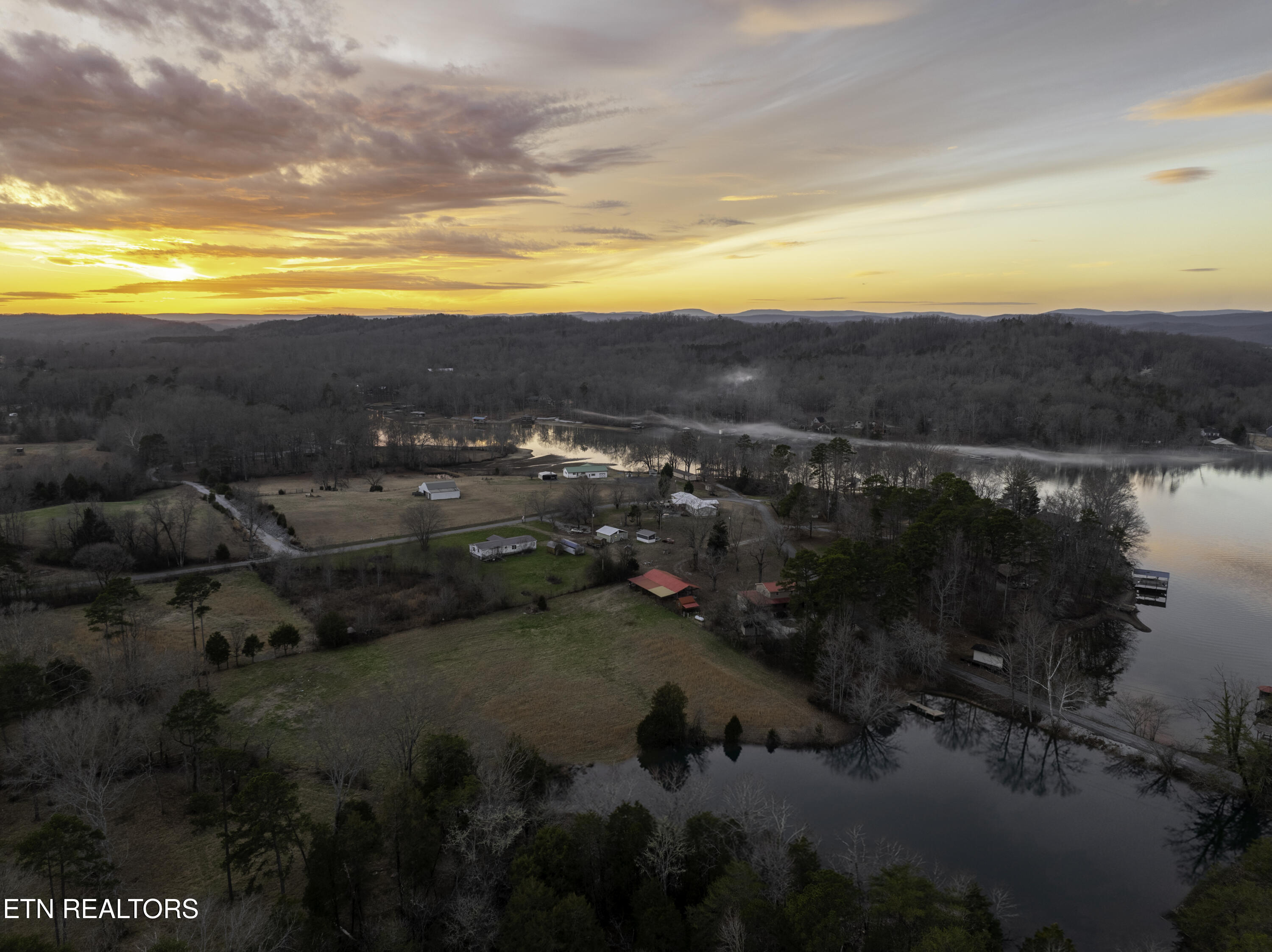 196 Ellis Road Kingston, TN 37763 - Photo 5 of 54 Ellis Rd_0005