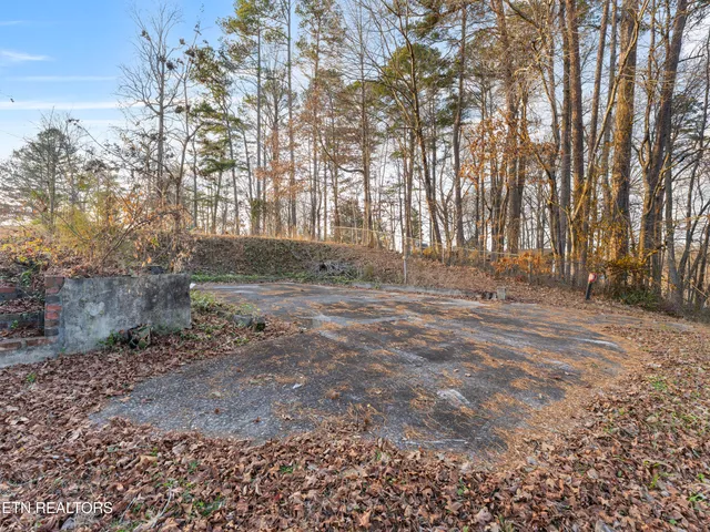 $525,000 | 196 Ellis Road, Kingston, TN 37763