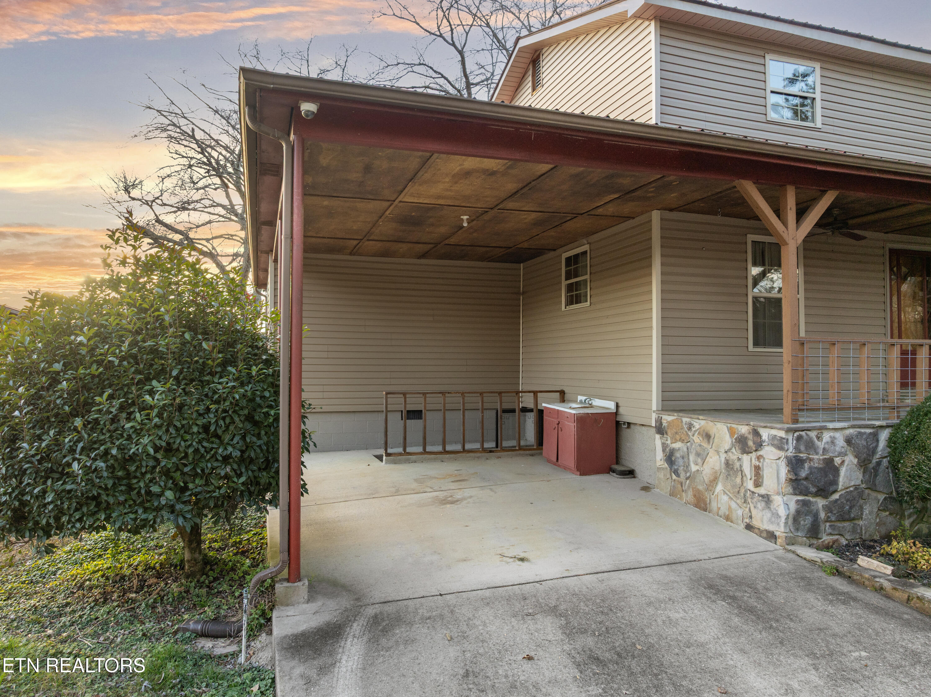 196 Ellis Road Kingston, TN 37763 - Photo 9 of 54 Ellis Rd_0008