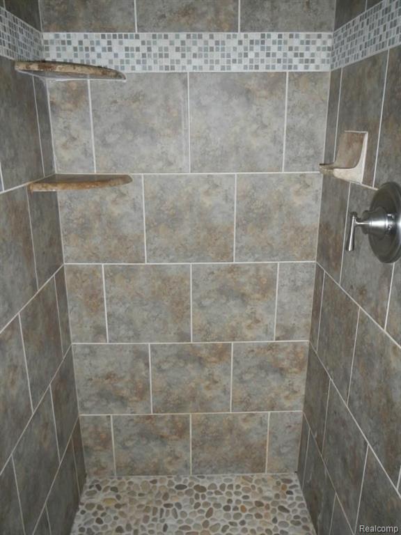 1510 Deerhurst Lane Rochester Hills, MI 48307 - Photo 11 of 16