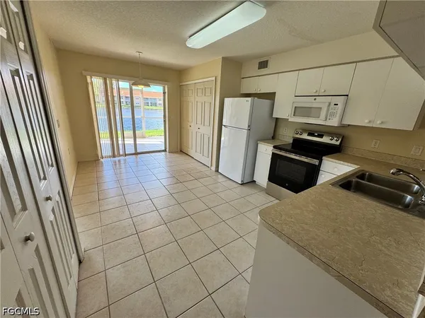 $2,100 | 26700 Rosewood Pointe Drive, Unit 103, Bonita Springs, FL 34135