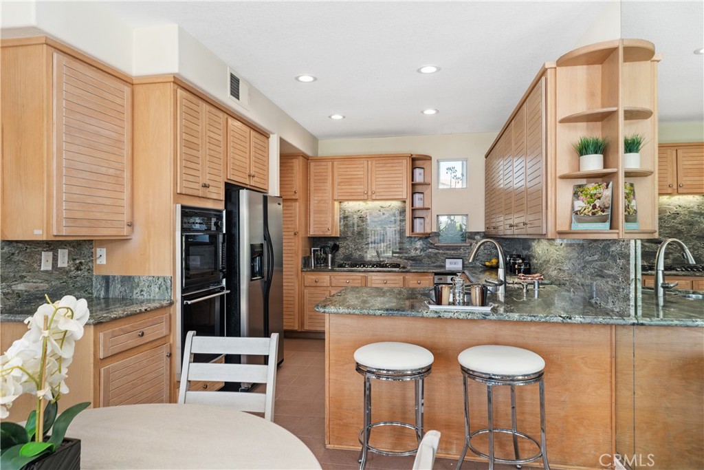 331 Parsons Landing Long Beach, CA 90803 - Photo 12 of 27