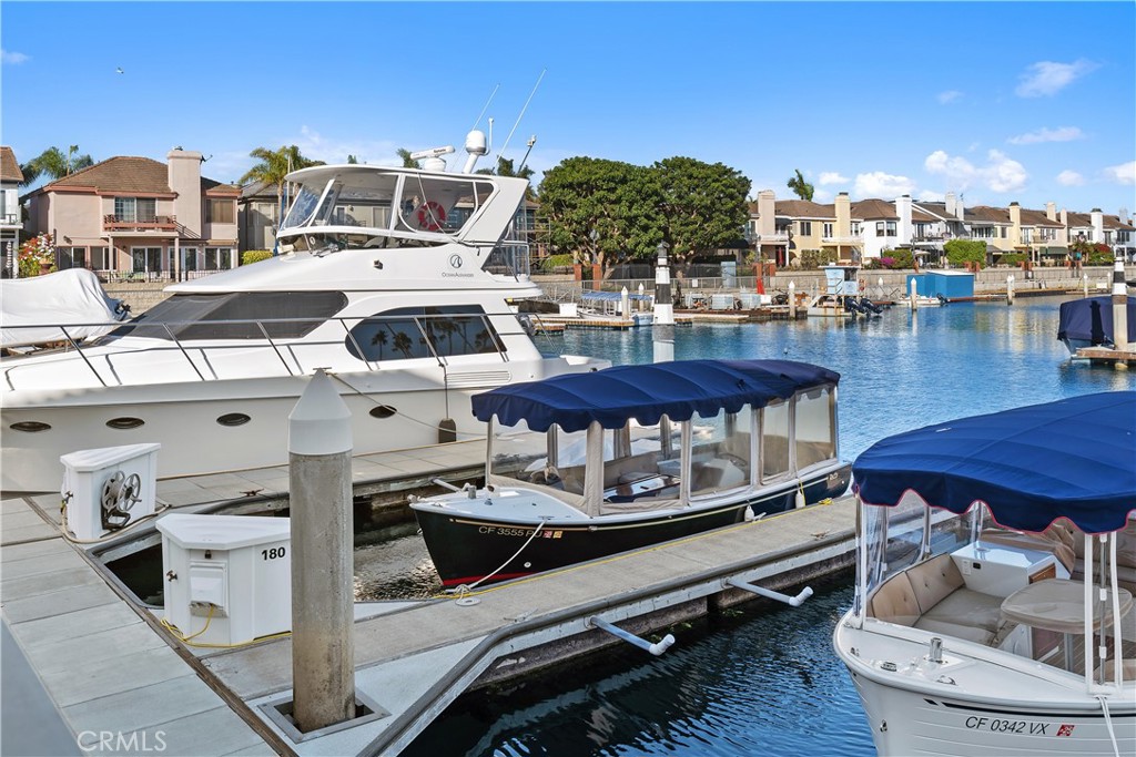 331 Parsons Landing Long Beach, CA 90803 - Photo 21 of 27