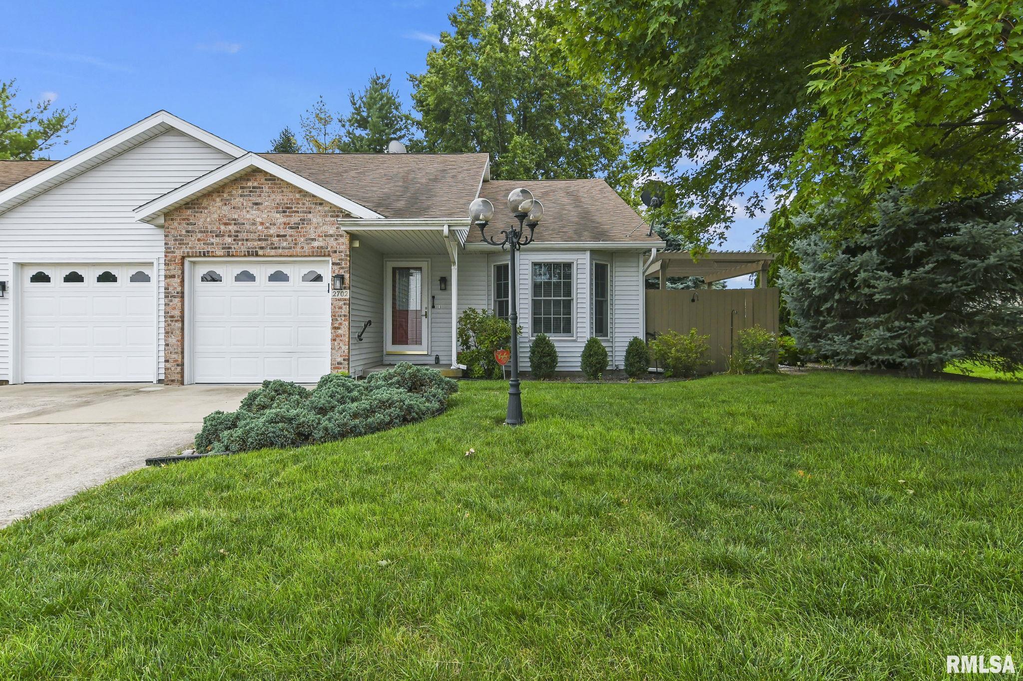 2702 Johnstone Road Springfield, IL 62711 - Photo 1 of 32