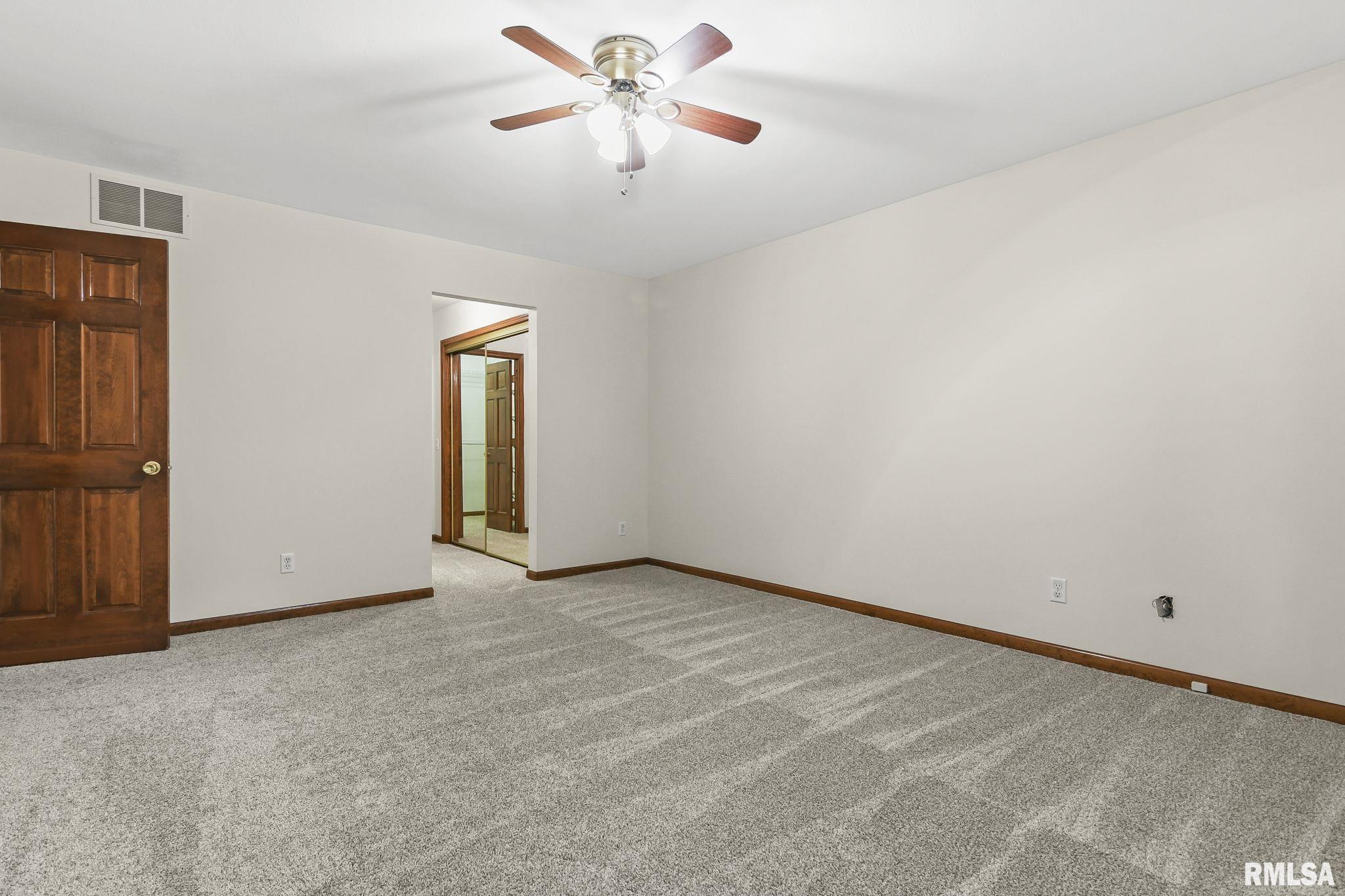 2702 Johnstone Road Springfield, IL 62711 - Photo 15 of 32